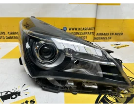 toyota-yaris-koplamp-rechts-origineel-koplamp