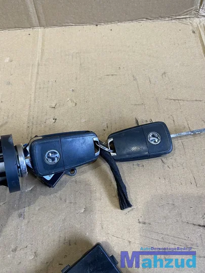 opel-insignia-a-slotenset-sleutelset-contactslot-set — foto 8