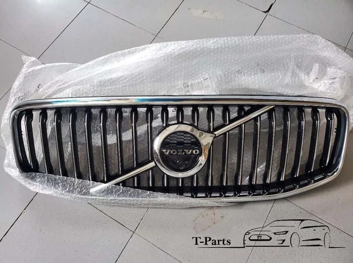 volvo-xc60-grill-nieuw-voorbumper-2016