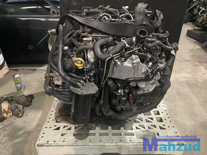 vw-golf-7-seat-leon-a3-octavia-16-tdi-motorblok-clh-engine — foto 5