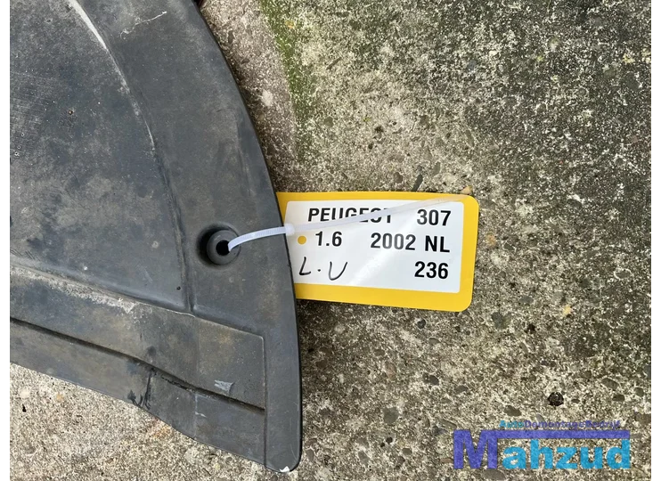 peugeot-307-links-voor-modderkuip-wielkuip-20022012