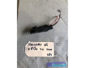 mercedes-slk-r170-remlicht-schakelaar-0015450109 — foto 2