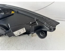 audi-a3-xenon-led-koplamp-links-8v0941005-2013 — foto 4