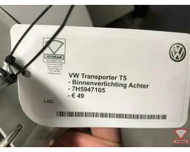 vw-transporter-t5-binnenverlichting-achter-7h5947105 — foto 2