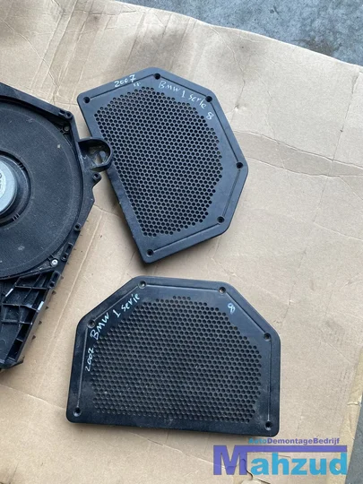 bmw-1-serie-e81-e87-speaker-links-onder-de-stoel — foto 2
