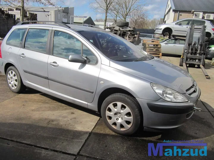 2004-peugeot-307-break-sw-16-16v-demontage-sloop-237 — foto 5