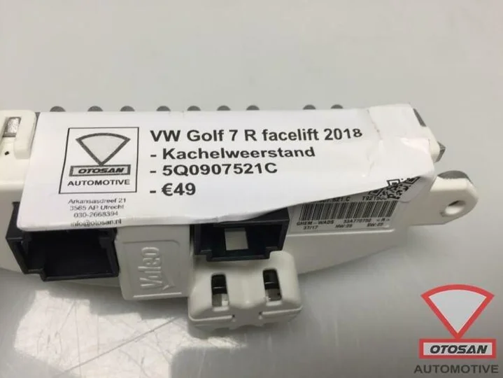 vw-golf-7-r-facelift-2018-kachelweerstand-vag-5q0907521c — foto 2