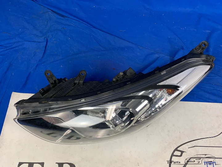 hyundai-i30-links-koplamp-lamp-92101a6000 — foto 2