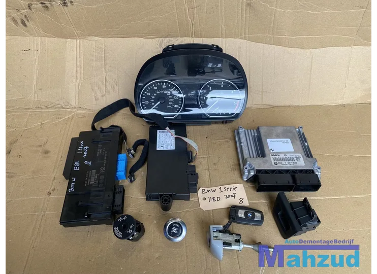 BMW 1 SERIE E87 Contactslotset met ecu compleet startset