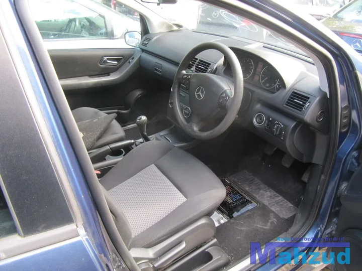 2006-mercedes-w169-a150-15-demontage-sloop-196 — foto 13