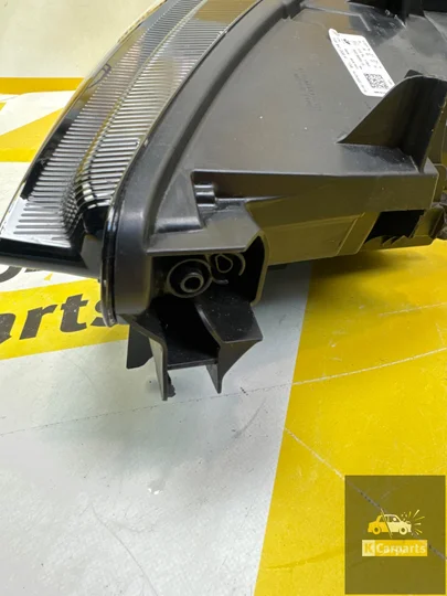 cupra-born-koplamp-rechts-led-2021-10f941008j-origineel-ophangpunten-kapot- — foto 4