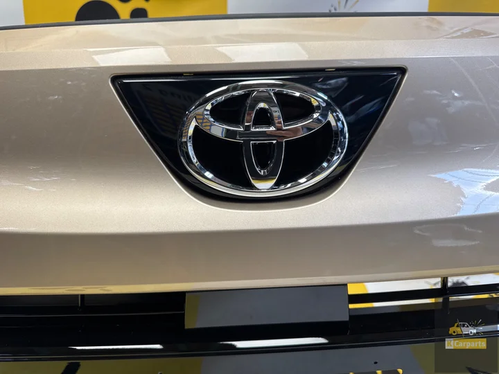 toyota-aygo-x-voorbumper-origineel-compleet-pdc-52119oh19 — foto 12