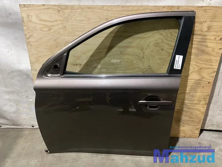 mitsubishi-outlander-phev-grijs-links-voor-deur-portier-2015