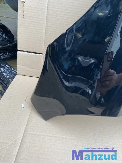 2018-mercedes-cla-w117-facelift-voorkop-voorbumper-zwart — foto 9