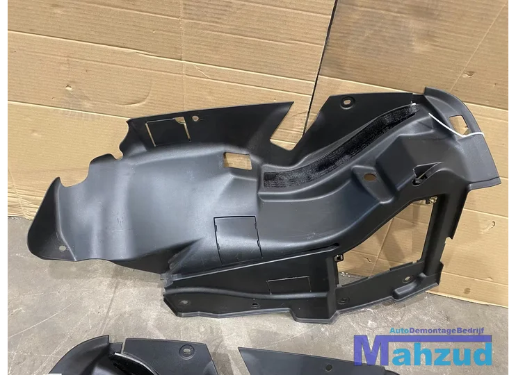 mercedes-slk-r170-kofferbak-bagageruimte-bekleding-delen