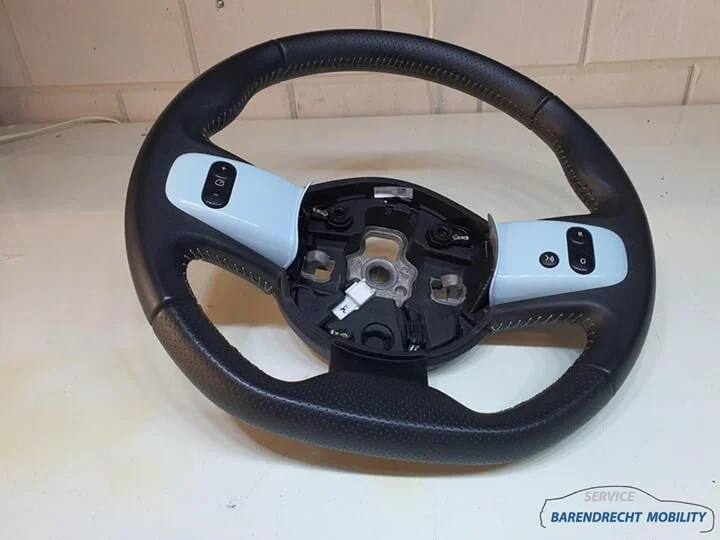 stuurwiel-renault-twingo-iii-3-leer-leder-zwart-blauw-geperforeerd-afgevlakt-484001757r-2014-2020 — foto 4