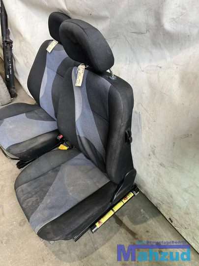 opel-corsa-b-3-deurs-voor-stoel-links-rechts-19932000 — foto 6