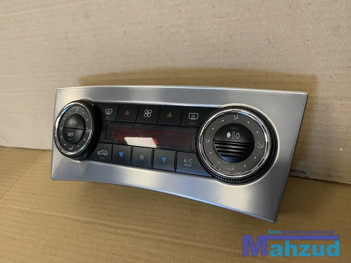 mercedes-cklasse-w203-kachel-bedieningspaneel-a2038304385 — foto 3