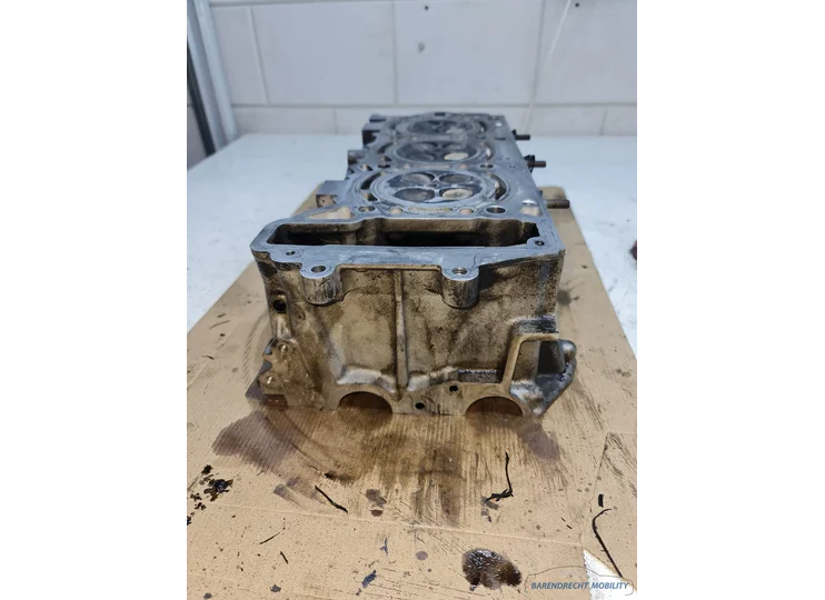om642-642-mercedes-chrysler-jeep-dodge-pierburg-cilinderkop-rechts-r6420162301-origineel-nette-staat-gebruikt-2005-2006-2007-2008-2009-2010-2011-2012-2013-2014-barendrecht-mobility-service