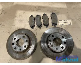 opel-corsa-c-remschijf-met-remblokken-set-links-rechts