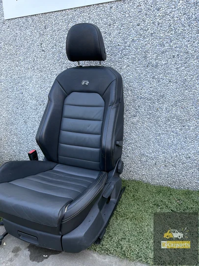 interieur-vw-golf-7-r-r20-ledercarbon-links-bestuurders-stoel — foto 2