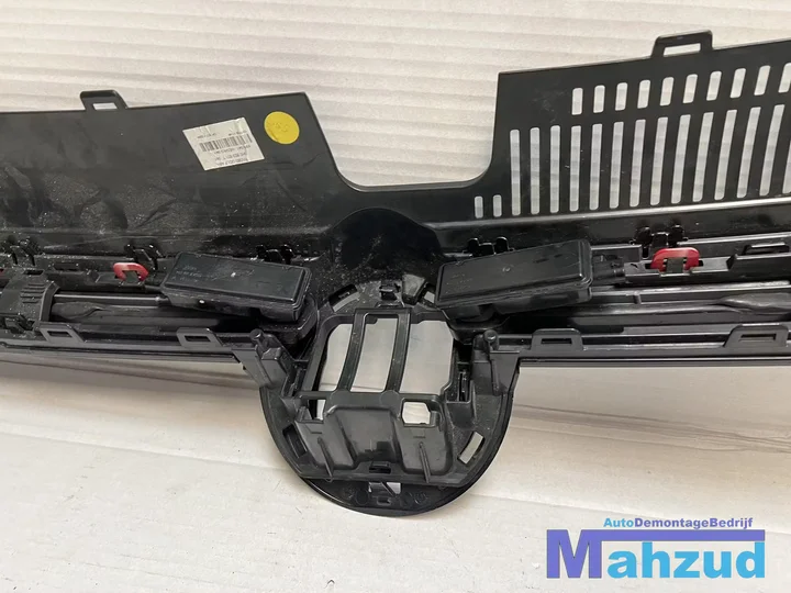 vw-golf-8-gti-grille-2021 — foto 11