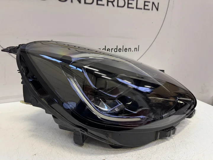 ford-puma-ii-led-st-line-black-koplamp-rechts-l1tb13e014gh — foto 3