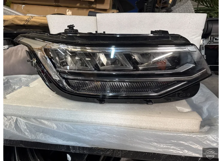 VW Tiguan 5NA Facelift Vol LED Koplamp rechts 5NB941036G