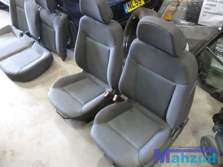 opel-astra-h-5-deurs-compleet-interieur-zwart-grijs-stof — foto 2