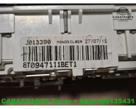 8t0947111b-audi-a5-leeslampje-a4-binnenverlichting-q5 — foto 4