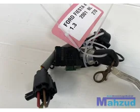 ford-fiesta-4-13-contact-slot-19982001 — foto 2