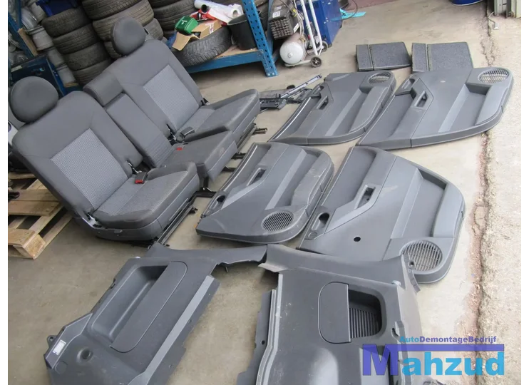 opel-meriva-a-compleet-interieur-zwart-grijs-stof