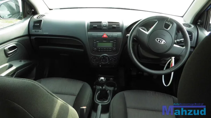 kia-picanto-sa-compleet-interieur-zwart — foto 2