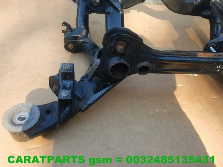7p0500041-q7-achteras-touareg-subframe-cayenne-92a — foto 12