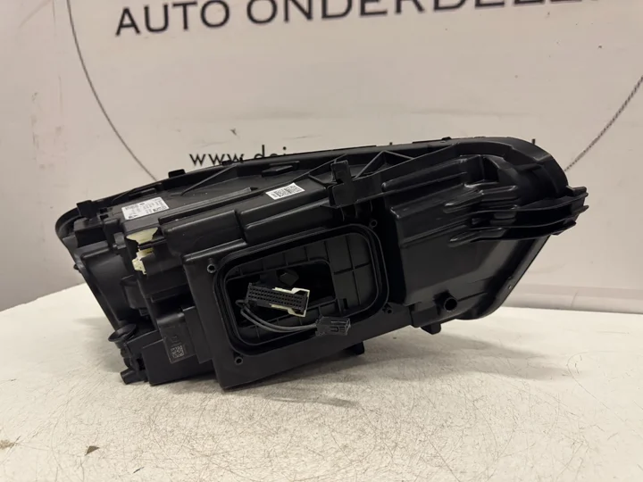 cla-w118-high-led-performance-koplamp-links-a1189062500 — foto 5