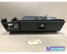 mercedes-slk-r170-engels-handschoenenkast-a1706802587