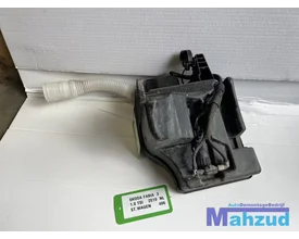 skoda-fabia-3-ruitensproeiertank-reservoir-6r0955453d-0421 — foto 2