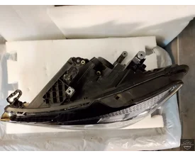 seat-cupra-leon-5fa-2024-vol-led-koplamp-links-5fb941773a — foto 2