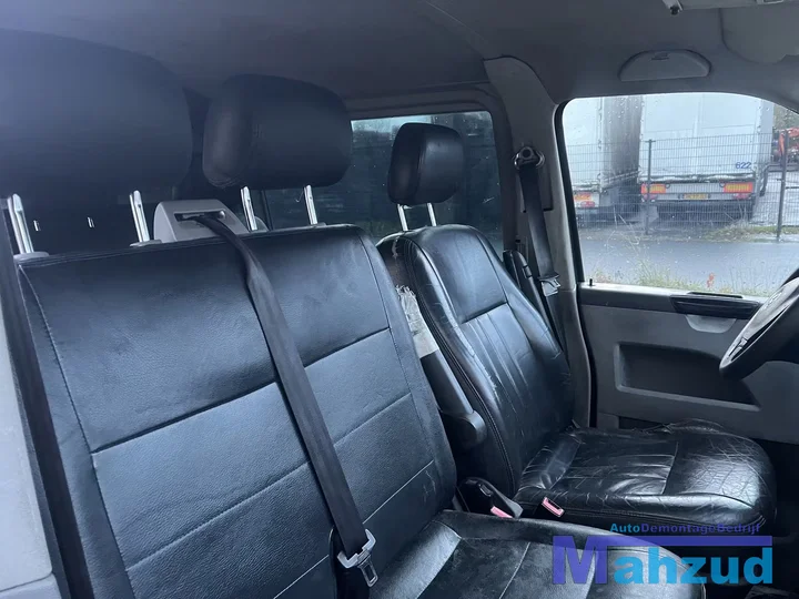 2012-vw-transporter-t5-5-25-tdi-onderdelen-demontage — foto 19