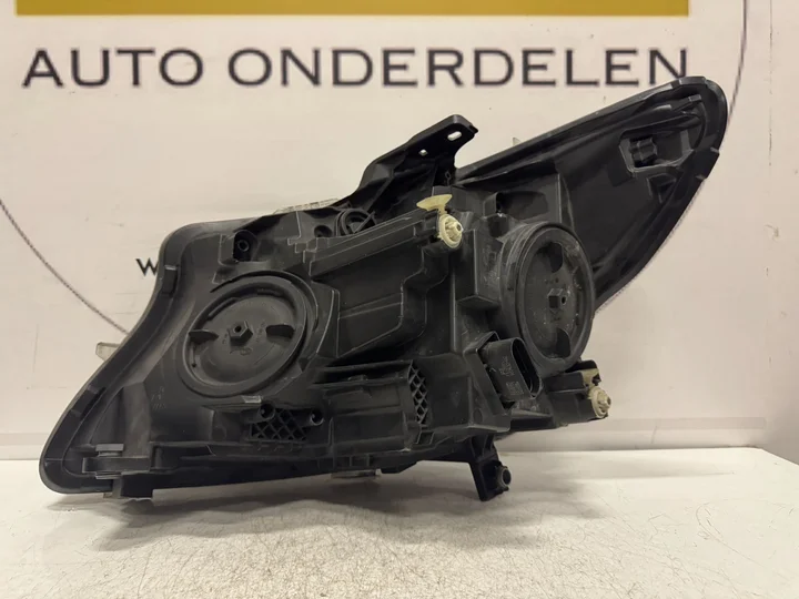 mercedes-w447-vito-halogeen-koplamp-rechts-a4478200161 — foto 7