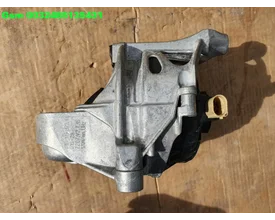 4m0199372fc-a5-motorsteun-a4-motorsteun-q5-q7-q8-a6-a7- — foto 4