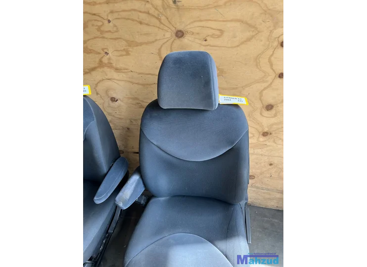 citroen-c3-5-deurs-stof-interieur-20022008