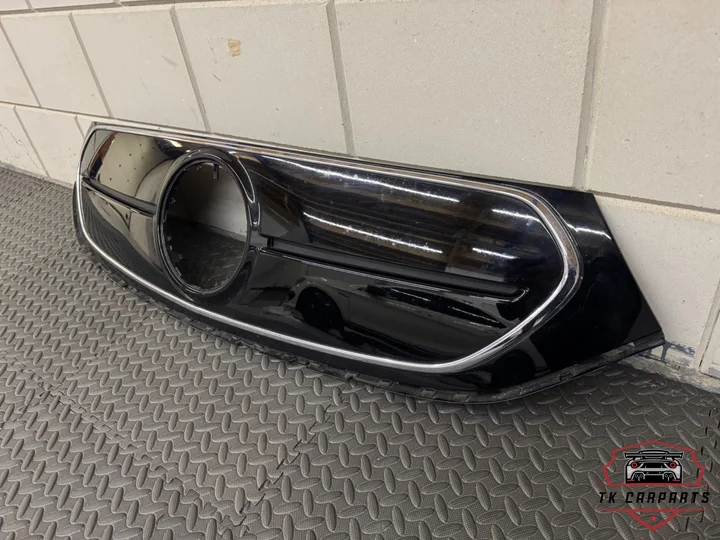mercedes-eqa-grille-a2438880700 — foto 3