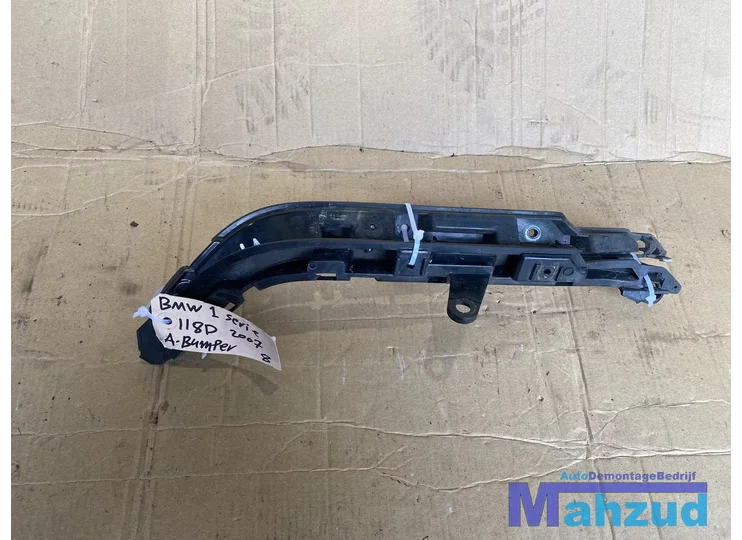 BMW 1 SERIE E87 Achterbumper bevestiging strip