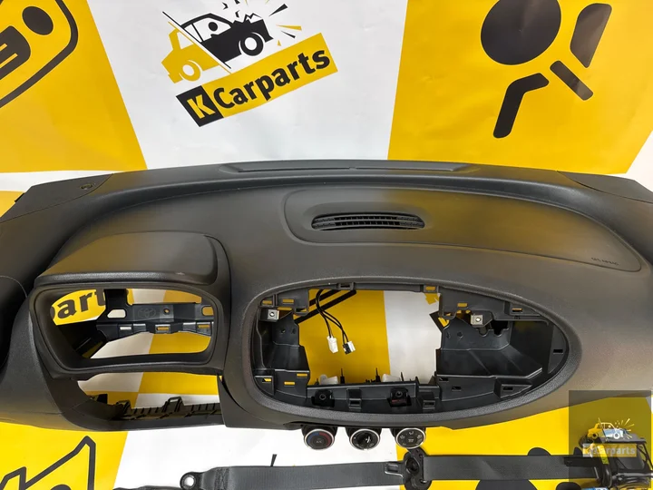 airbag-set-toyota-aygo-x-compleet-dashboard-set-origineel — foto 3