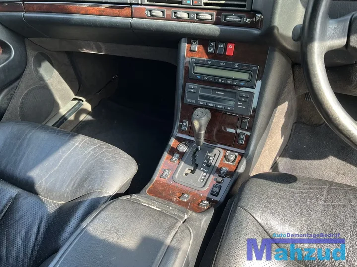 mercedes-s-klasse-w140-zilver-104990-demontage-onderdelen — foto 23