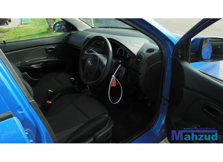 kia-picanto-sa-compleet-interieur-zwart