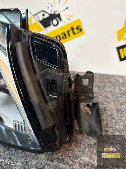 mercedes-gle-w166-w292-full-led-koplamp-rechts-a1669064003 — foto 4