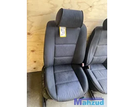 bmw-5-serie-e39-touring-interieur-19962004 — foto 2