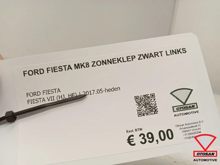 ford-fiesta-mk8-2017-zonneklep-hemel-zwart-links-origineel — foto 3